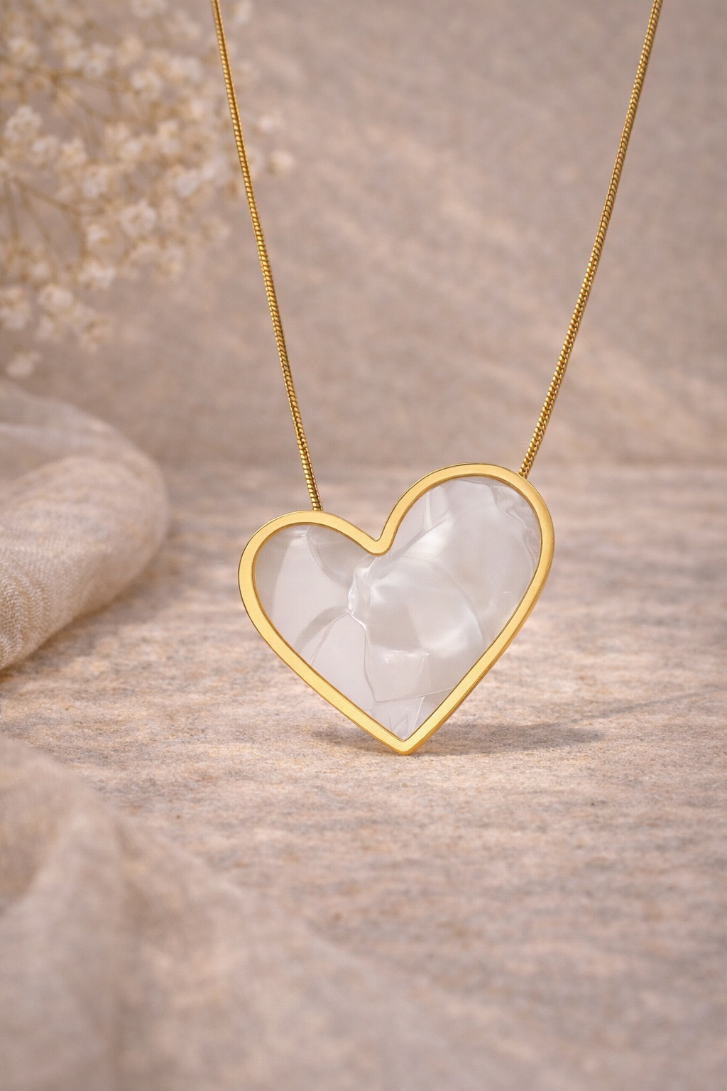 Collar corazón grande