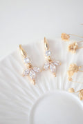Pendientes Flor Bloom con Circonita – Oro 24K | Lucea